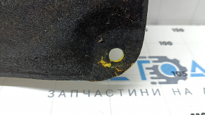 Toyota Prius V 12-17 hood insulation tears