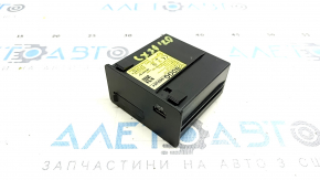 USB Hub, SD card Mazda CX-30 20-21