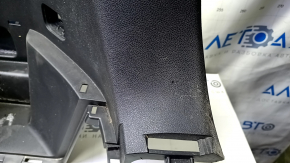 Right arch trim Kia Sorento 16-18 black, worn, without plug, without overlay, broken fastening