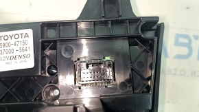 Climate control Toyota Prius V 12-17 scratches on glass