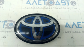 Emblem badge Toyota front bumper Toyota Prius V 12-17, scratches