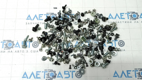 Toyota Prius V 12-17 interior hardware incomplete