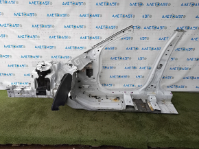 Front right quarter Jaguar F-Pace X761 17-20 white, on body, aluminum