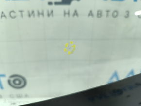 Windshield Alfa Romeo Giulia 17-18 air on the edge, chips, broken fasteners on the windshield