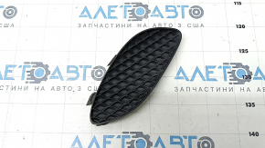 Front bumper grille right Mercedes CLA 17-19 without fog lights, structure, bumps