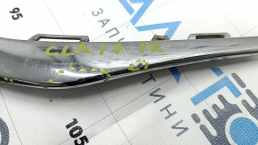Front bumper molding right Mercedes CLA 17-19 chrome, scratches, cracks, bumps