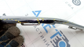 Front bumper molding right Mercedes CLA 17-19 chrome, scratches, cracks, bumps