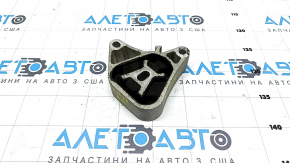 Upper engine mount Mercedes CLA 250 14-19 cracked