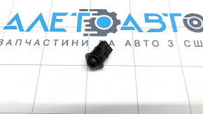 Light sensor in the dashboard of Alfa Romeo Giulia 17-18
