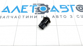 Light sensor in the dashboard of Alfa Romeo Giulia 17-18