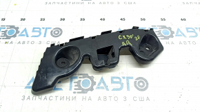 Right rear bumper mount Mazda CX-30 20 - crack in mount