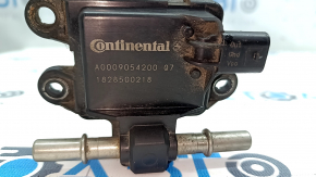 Fuel pressure sensor Mercedes CLA 250 14-19 on the fuel line