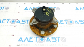 Rear left hub Mazda CX-30 20-21 FWD