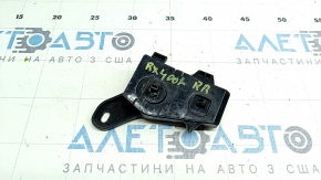 Rear bumper mount inner small right Lexus RX300 RX330 RX350 RX400h 04-09 broken latch