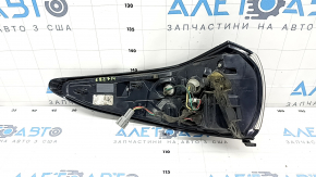 Light outer wing right Nissan Murano z52 15-18 chips, scratches