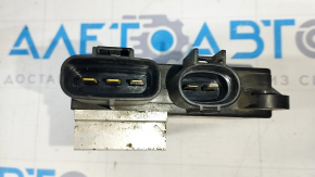 Cooling fan computer Lexus RX400h 06-09 chip latch broken