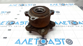 Rear left hub Nissan Murano z52 15- AWD rusty