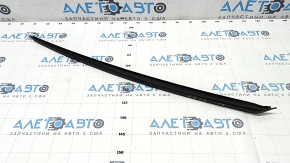 Windshield molding right Audi A4 B9 17- scratches