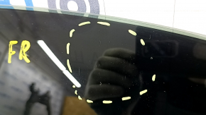 Front right door glass Audi A4 B9 17- scratches