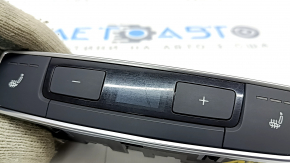 Audi A4 B9 17 rear climate control with heated seats, scratches on glass
