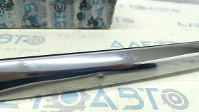 Lower rear left window molding Nissan Murano z52 15 - scratches on chrome