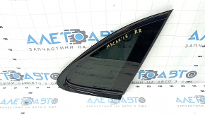 Window blind glass rear right Porsche Macan 15 - glossy black