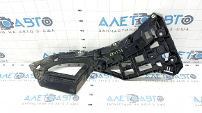 Rear bumper mount right Porsche Macan 15 - crack in mount