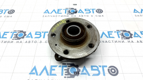 Front right hub Porsche Macan 15-18