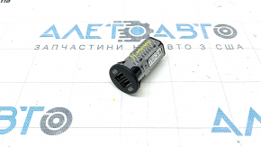 Porsche Macan 15- Center Console Charging Port