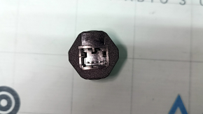 Porsche Macan 15- Center Console Charging Port