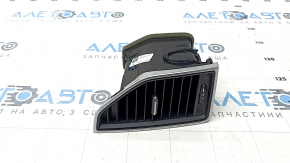 Front panel air duct deflector central left Porsche Macan 15 - without illumination, black with chrome, broken