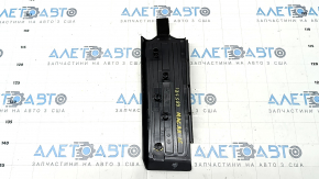 Footrest for Porsche Macan 15 - black, broken mount, scratches