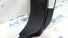 Front pillar trim lower left Dodge Journey 11- black scratches