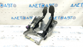 Clutch and brake pedal assembly Audi A4 B8 08-16