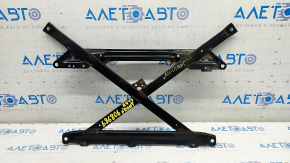 Front subframe strut Audi A4 B8 13-16 rest, rusty