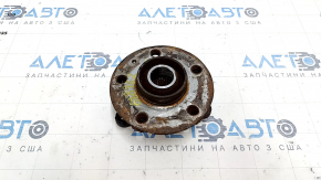 Rear left hub Audi A4 B8 08-16 AWD rusty