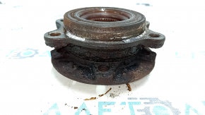 Rear left hub Audi A4 B8 08-16 AWD rusty