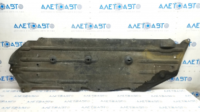 Right underbody protection Honda Insight 19-22 is worn, torn