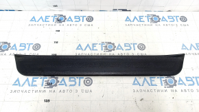 Door sill trim front outer left Hyundai Elantra AD 17-20 black, broken fastening, scratches