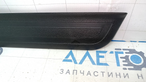 Door sill trim front outer right Hyundai Elantra AD 17-20 black, broken fastening, scratches