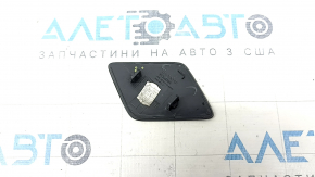 Front bumper headlight washer plug left Volvo XC90 16-19 broken mount