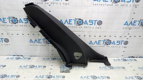 Rear pillar trim lower left Hyundai Elantra AD 17-20 black, broken mount, scratches, plastic turned white