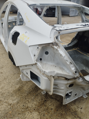 Quarter wing rear left Honda Insight 19-22 on the body, white