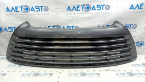 Front bumper grille Toyota Camry v55 15-17 usa LE, dents, non-standard holes, broken fasteners