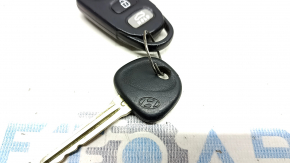 Key Hyundai Elantra AD 17-20 keychain + key, 4 buttons, worn