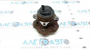 Rear right hub Lexus RX350 20-22 FWD rusty