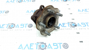 Rear right hub Lexus RX350 20-22 FWD rusty