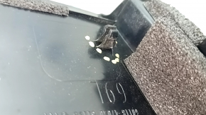 Molding plug wing front left Toyota Prius 50 16-22 structure, broken fastening