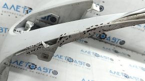 Front bumper bare Toyota Sienna 21-25 white, scratches, bumps, cracks in fasteners