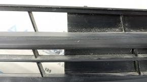 Lower grille of front bumper in assembly Toyota Sienna 21-25 for parking sensors and fog lights, with chrome moldings, XLE, sand